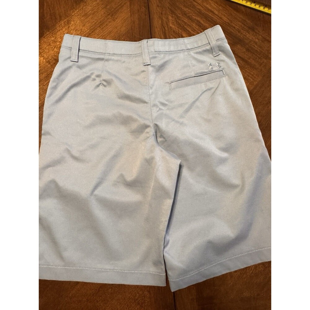 Boys Under Armour Gray Golf Shorts Size 12 Loose Heat Gear Performance Golf - Picture 4 of 6